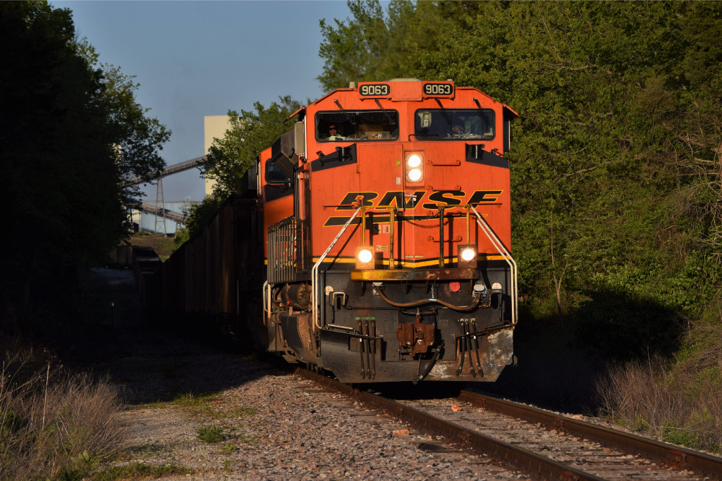 BNSF 9063 North